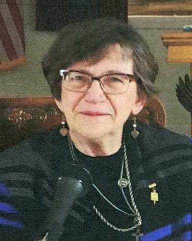 24-25_betty-weaver.jpg